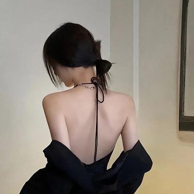 走过爱的荒蛮